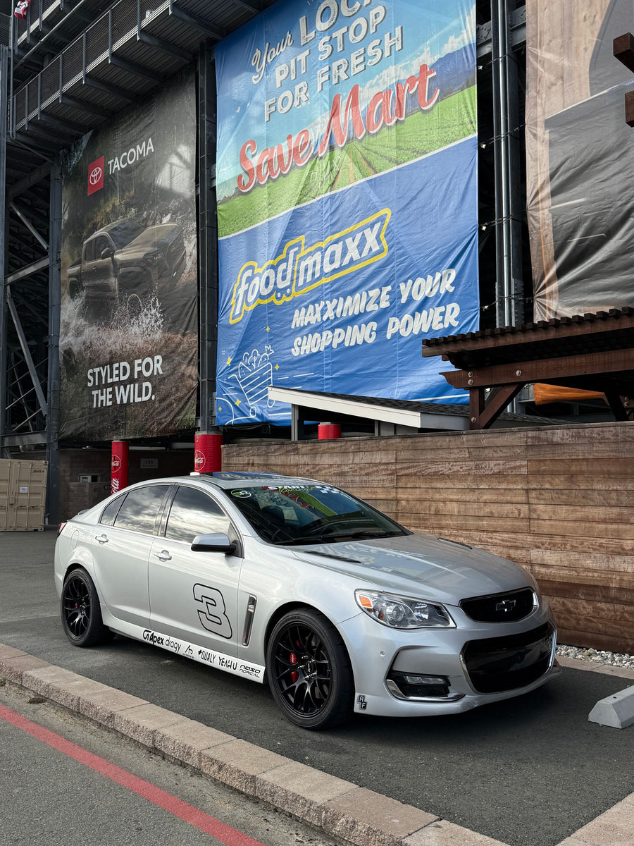CHEVROLET SS（第1世代） に APEX EC-7 19x9.5J ET33 Satin Black を装着