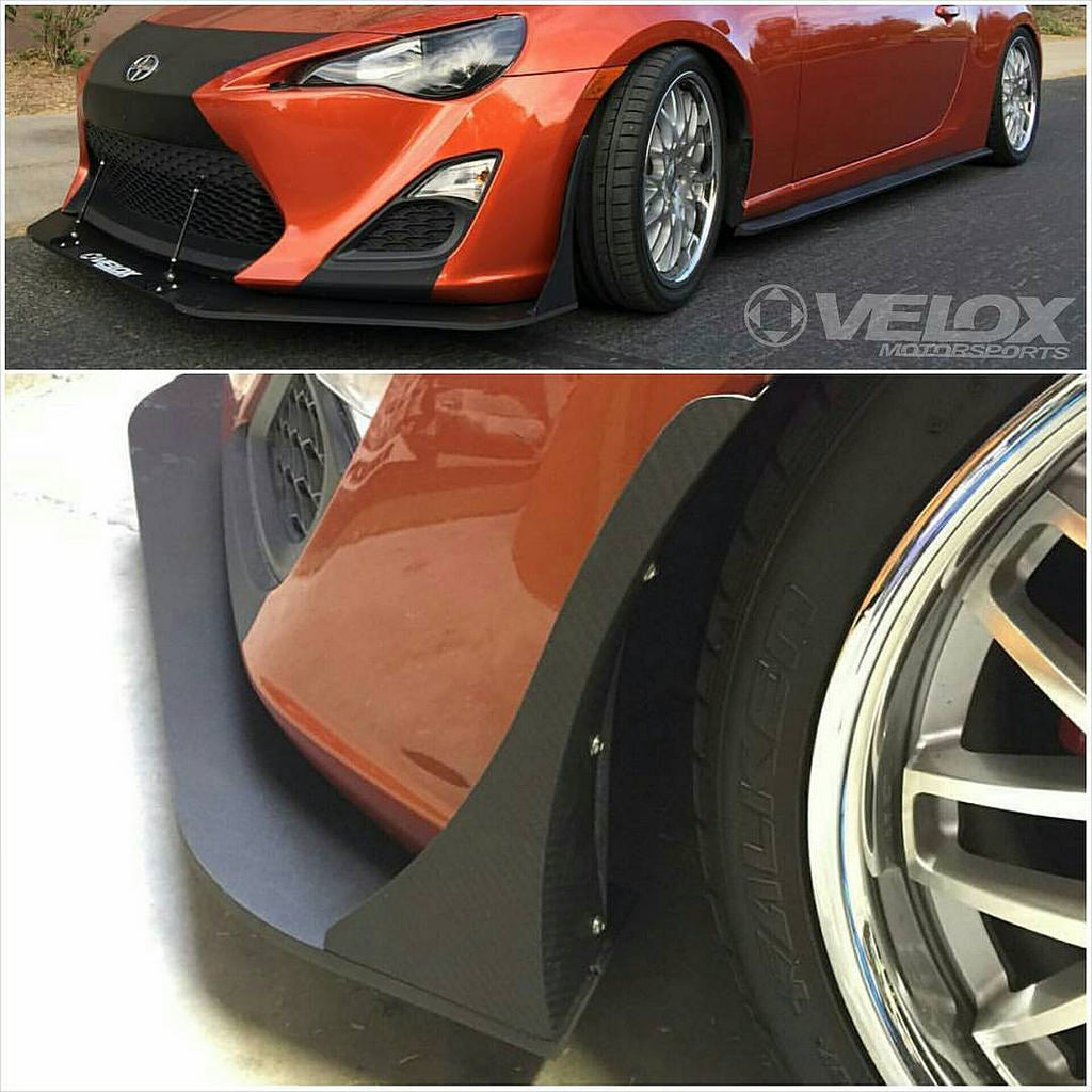 VERUS ENGINEERING(ヴェルスエンジニアリング)A0040A：TOYOTA 86(ZN6) / SUBARU  BRZ(ZC6)：ドライカーボンフロントスプリッターエンドブレート